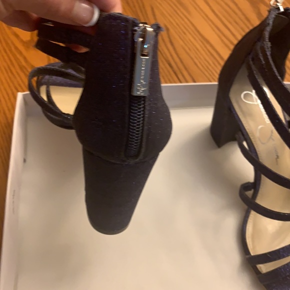 Jessica Simpson 5.5M Navy w/Micro Flash. New - Picture 3 of 6